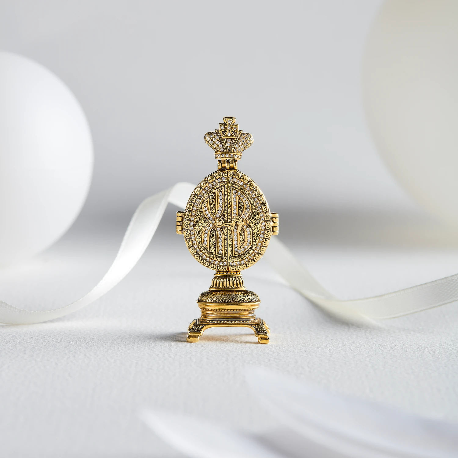 «Владимир Михайлов» поздравляет с праздником Пасхи 