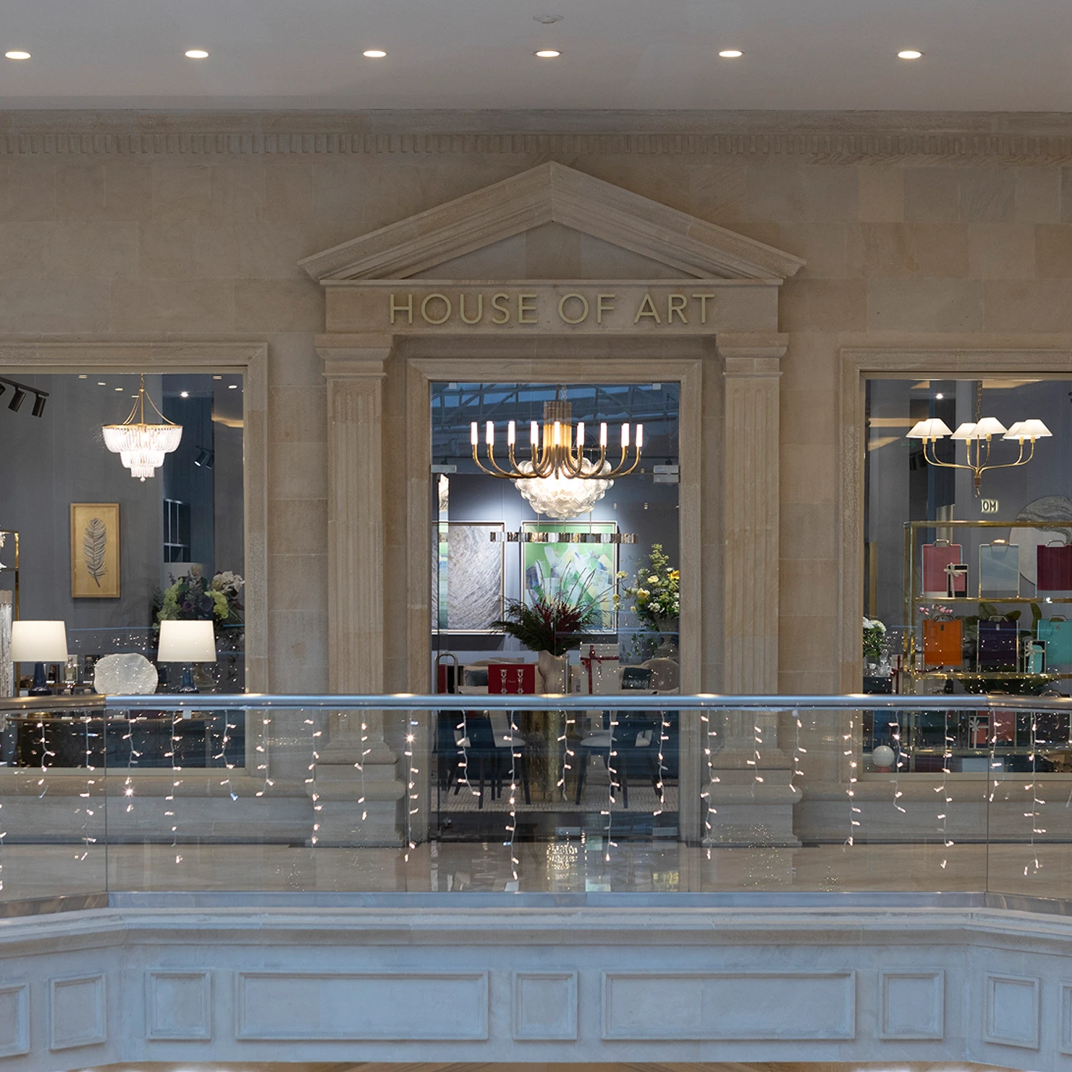 В «Крокус Сити Молле» открылся интерьерный бутик House of Art