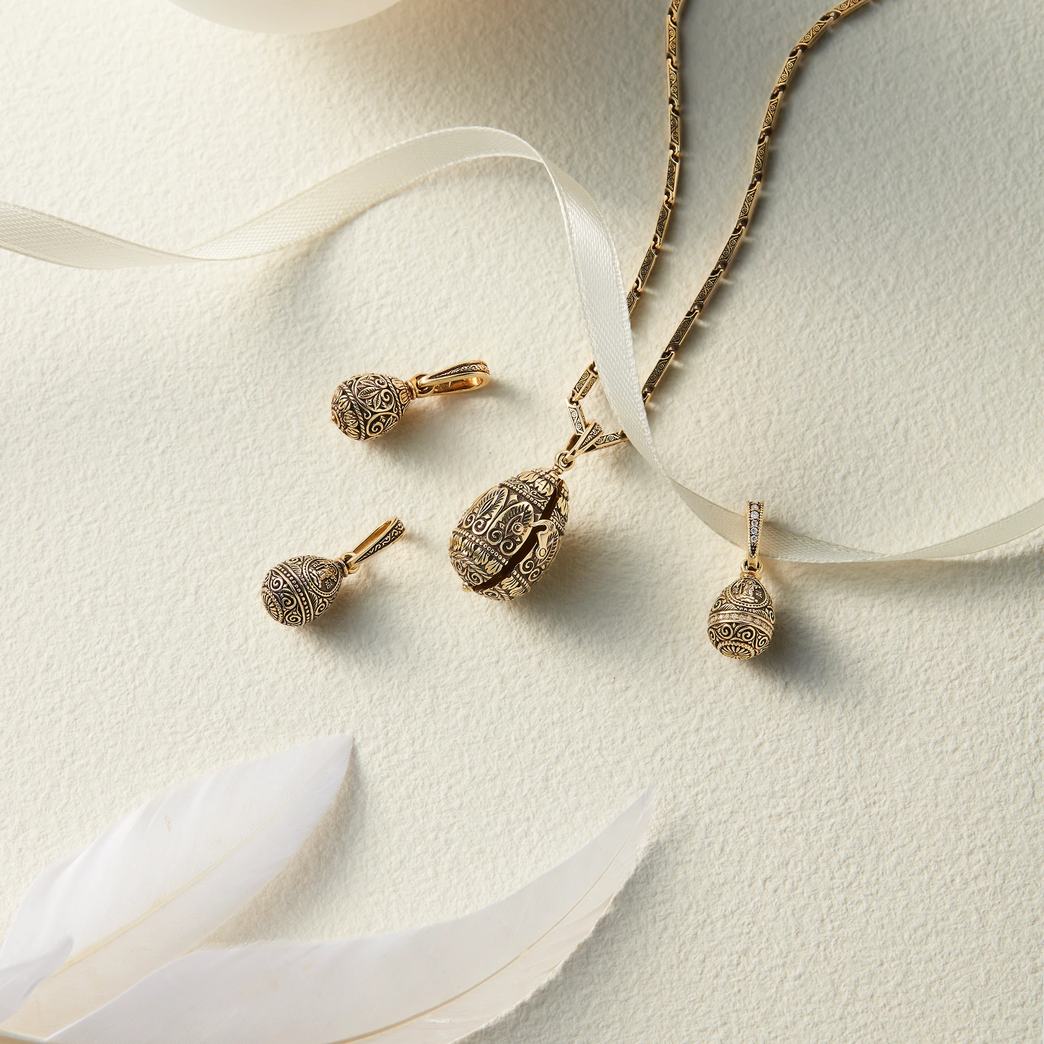 «Владимир Михайлов» поздравляет с праздником Пасхи 